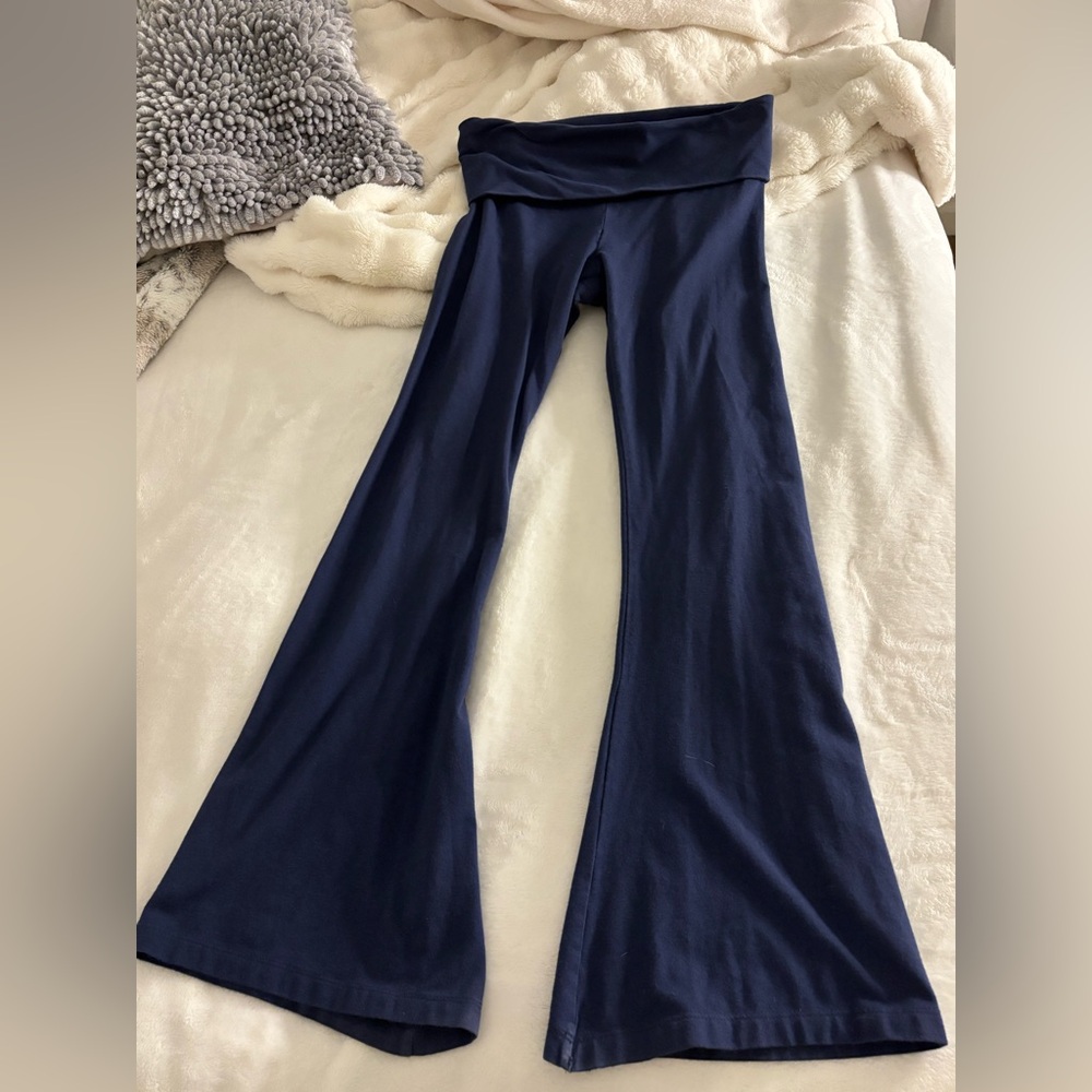 pink/vs dark blue flared leggings